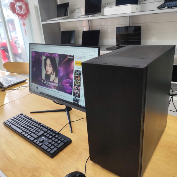 z7163726989764_30008f4bb8231a40985ad9c517e77468