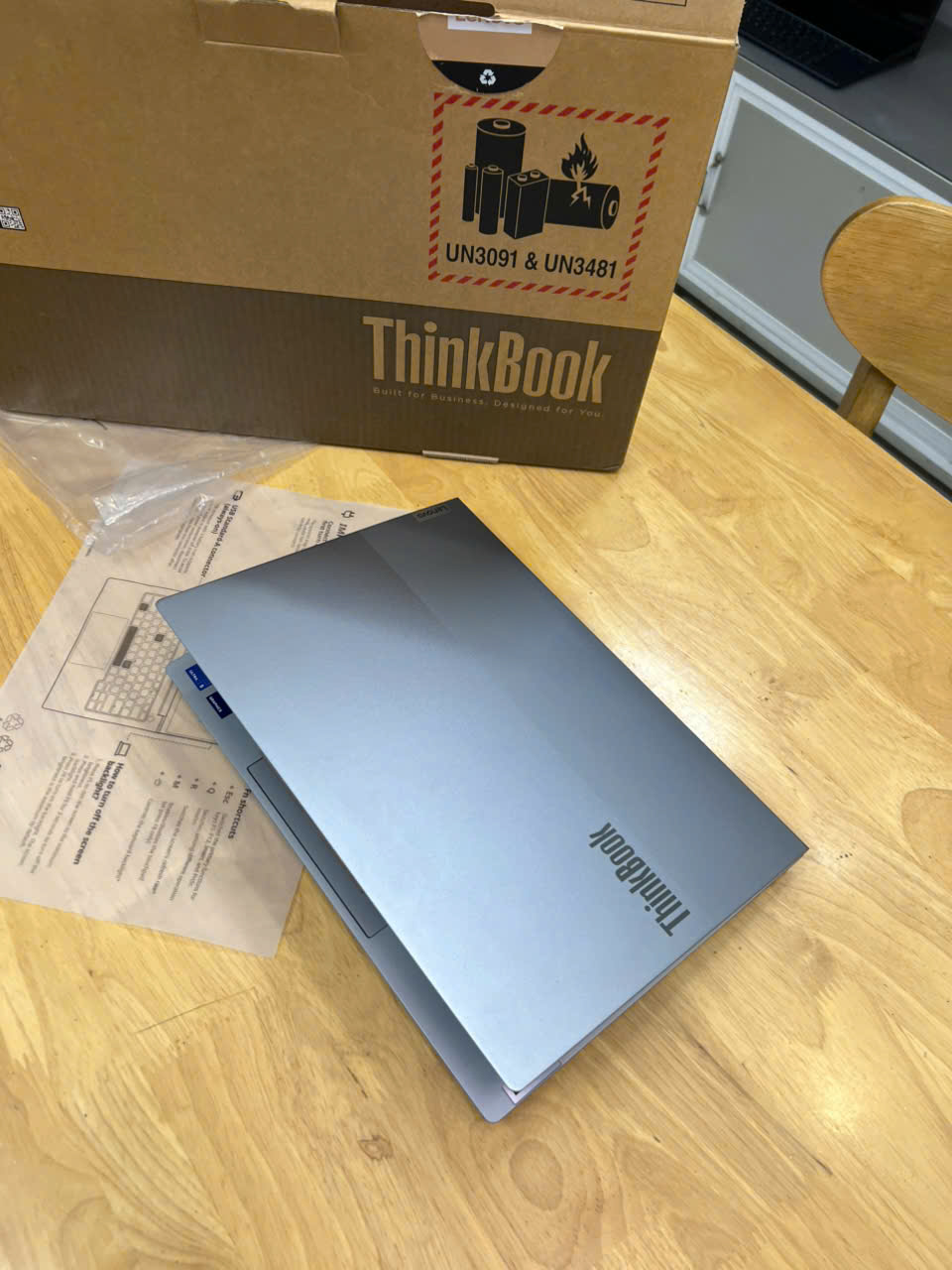 Laptop Lenovo ThinkBook 14 G8 IAL Ultra 5 135H 16GB RAM 512GB SSD 14 inch - Ảnh 4