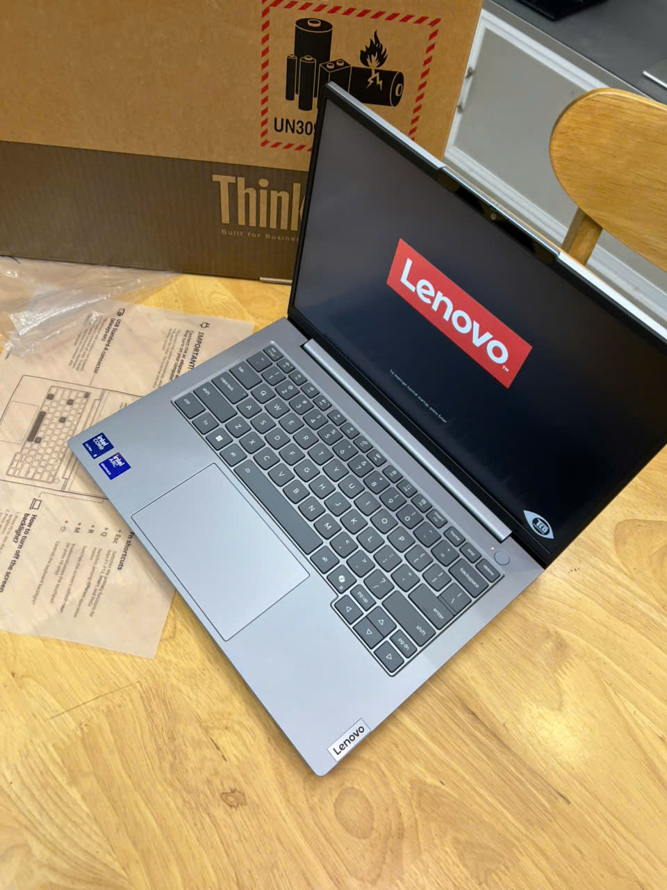 Laptop Lenovo ThinkBook 14 G8 IAL Ultra 5 135H 16GB RAM 512GB SSD 14 inch - Ảnh 3