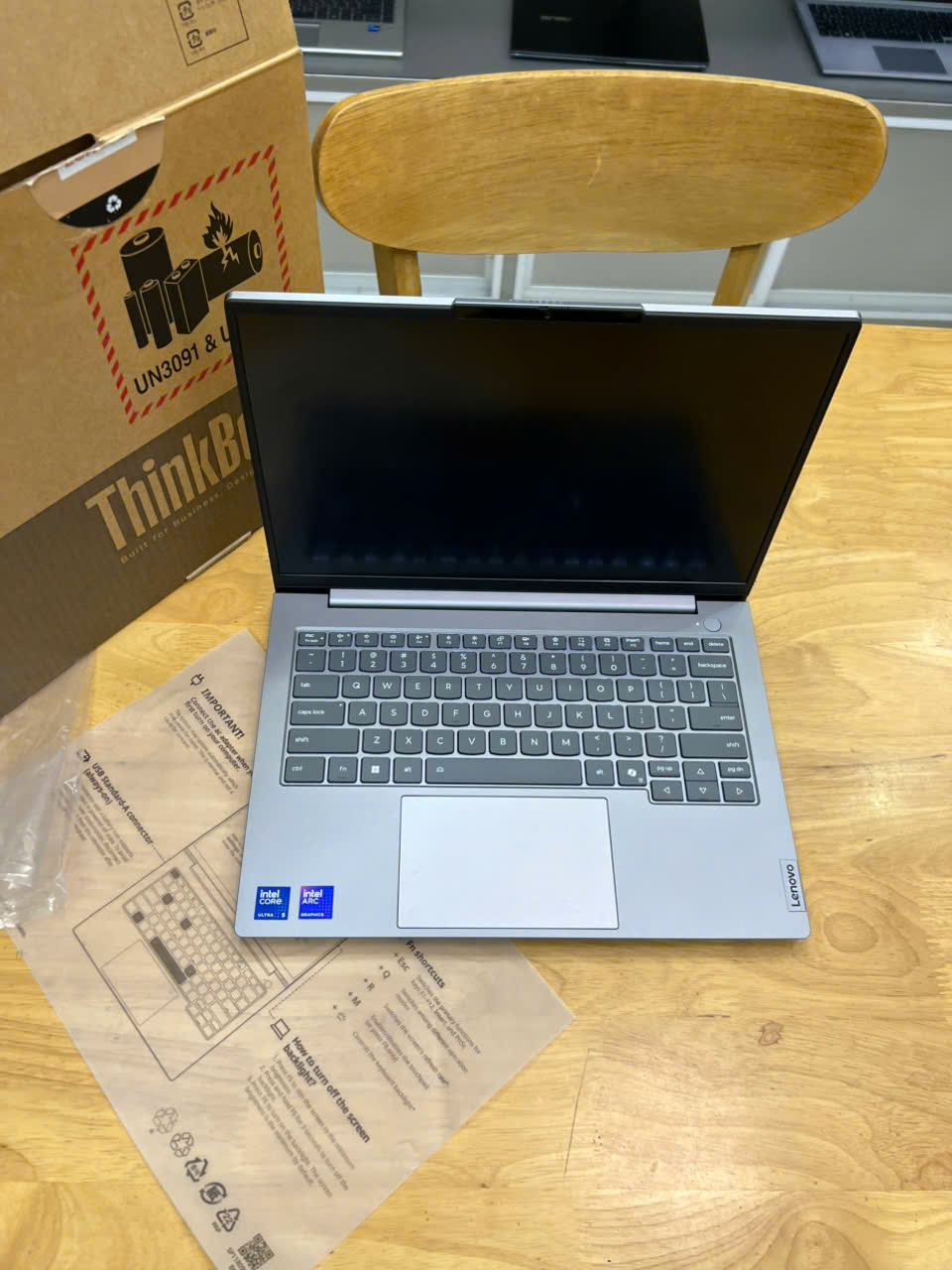 Laptop Lenovo ThinkBook 14 G8 IAL Ultra 5 135H 16GB RAM 512GB SSD 14 inch