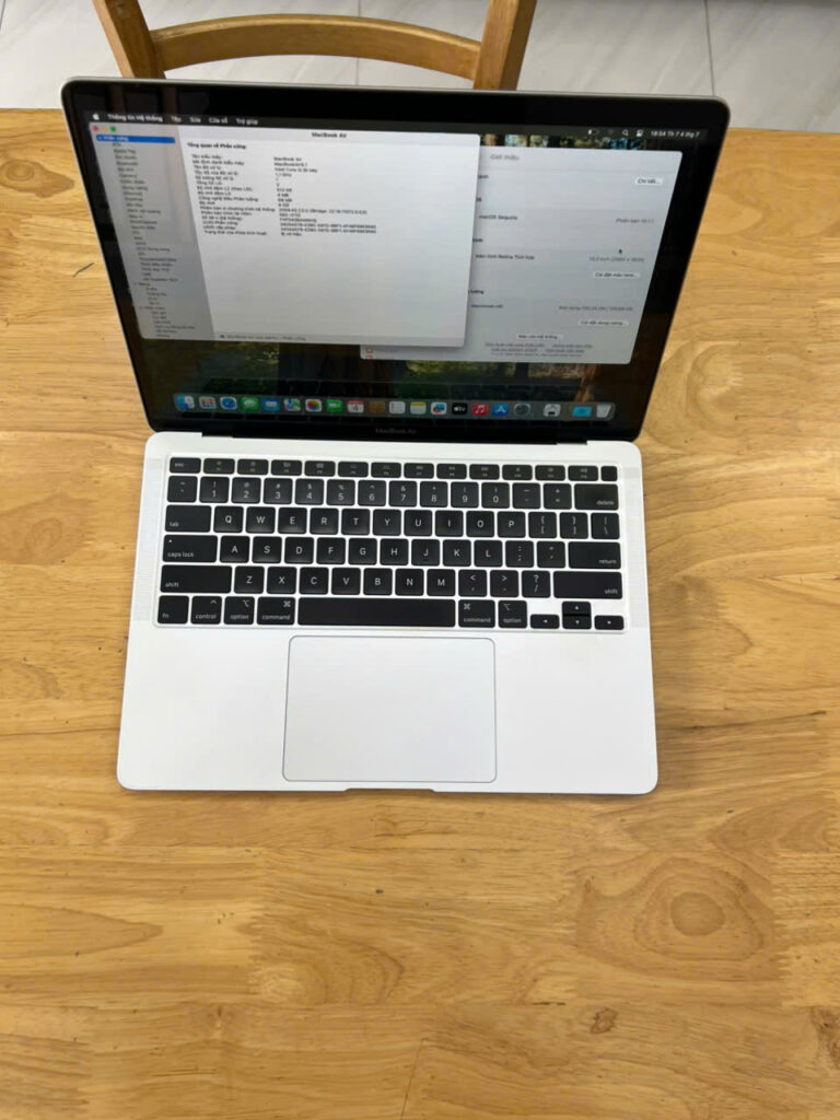 Macbook Air 2020 - 13 inches Intel Corei3 Gen 10 8GB RAM 256GB SSD LCD 13.3 Retina TOuch ID Truetone
