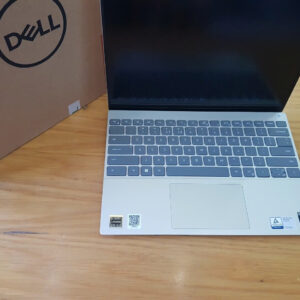 (NEW) Dell Inspiron 5320 i5 1240P 16GB 512GB LCD 13.3 QHD