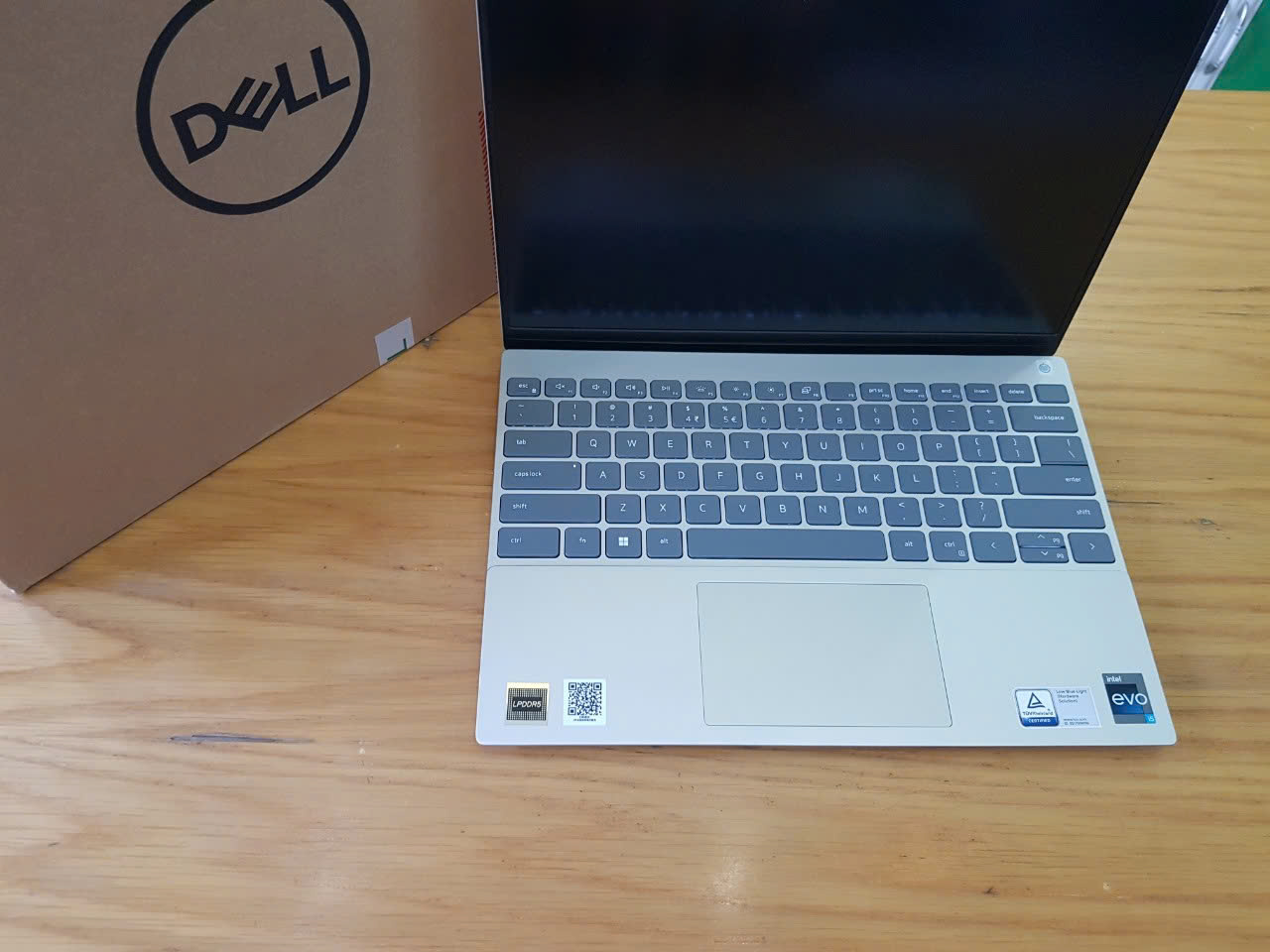 (NEW) Dell Inspiron 5320 i5 1240P 16GB 512GB LCD 13.3 QHD