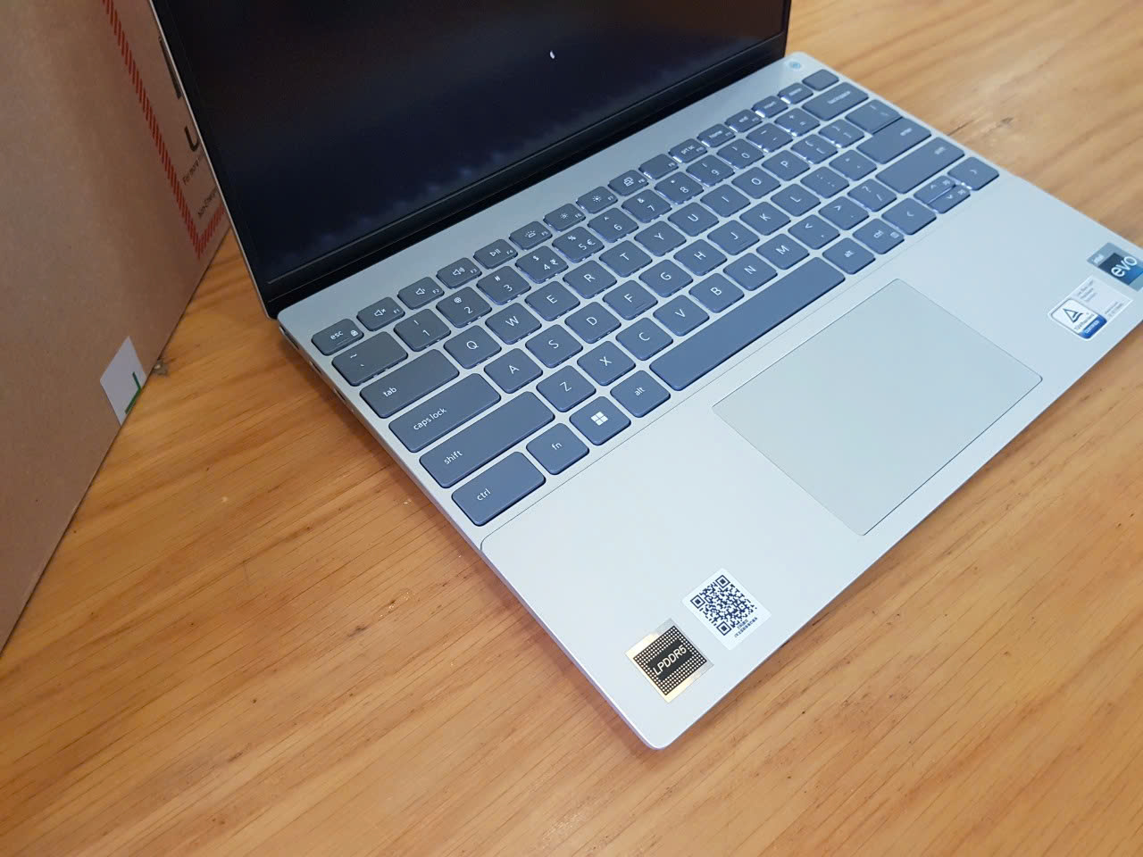 (NEW) Dell Inspiron 5320 i5 1240P 16GB 512GB LCD 13.3 QHD - Ảnh 2
