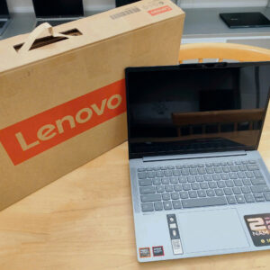 (LIKE NEW) Lenovo IdeaPad Slim 5 14AKP10 Ryzen AI 5 340 Radeon 840M 32GB 512GB 14.0" OLED FHD+