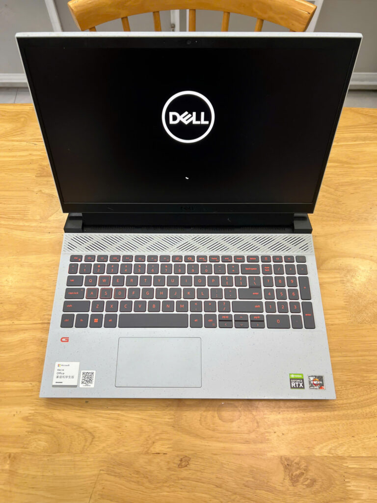 Dell Gaming G15 Ryzen 7 6800H RTX 3060 RAM 16GB SSD 512GB NVMe 15.6" FHD 165Hz