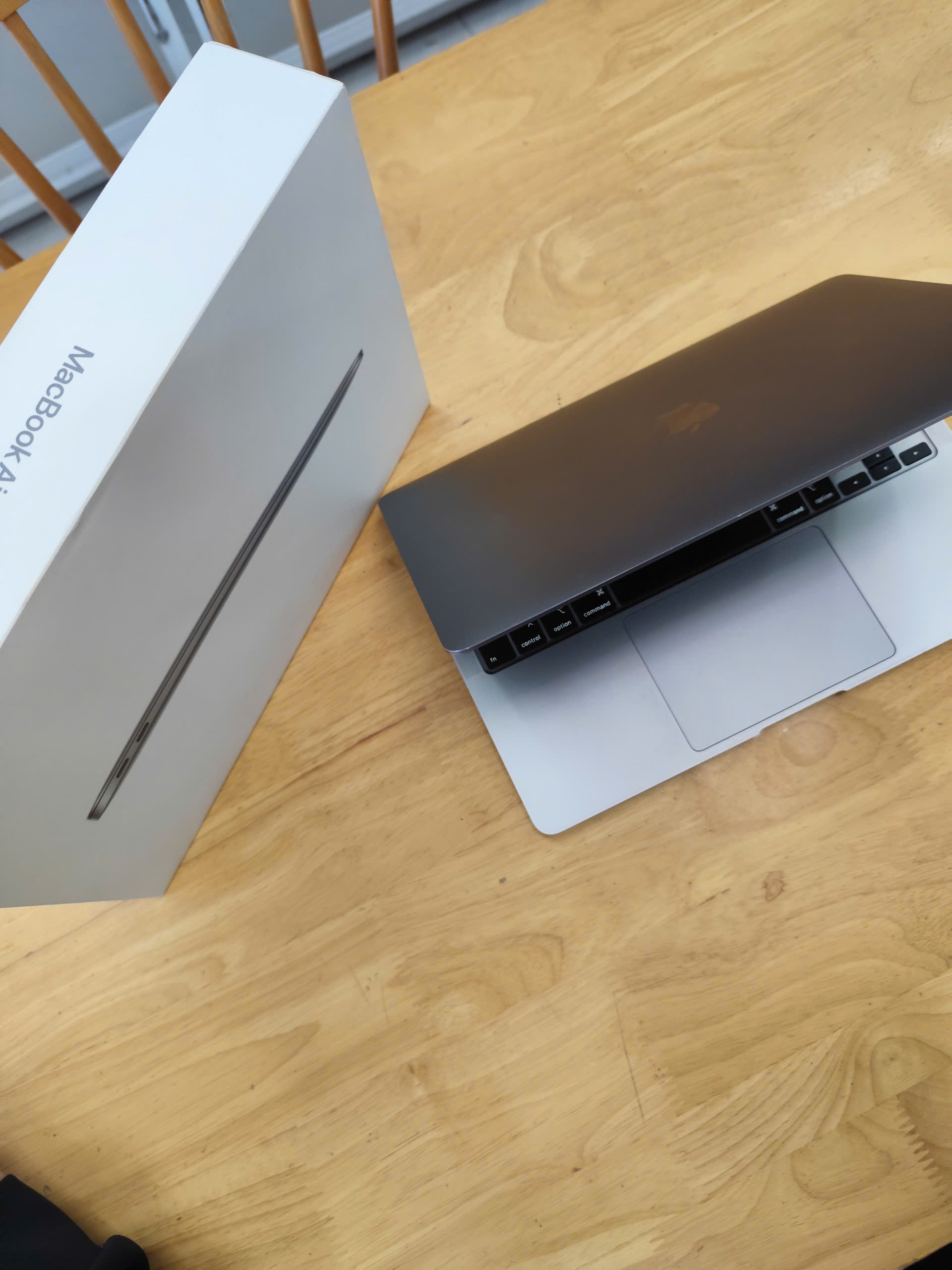 (LIKE NEW) Macbook Air 2020 Core i3 8GB RAM 256GB SSD LCD 13.3" Retina TouchID - Ảnh 3