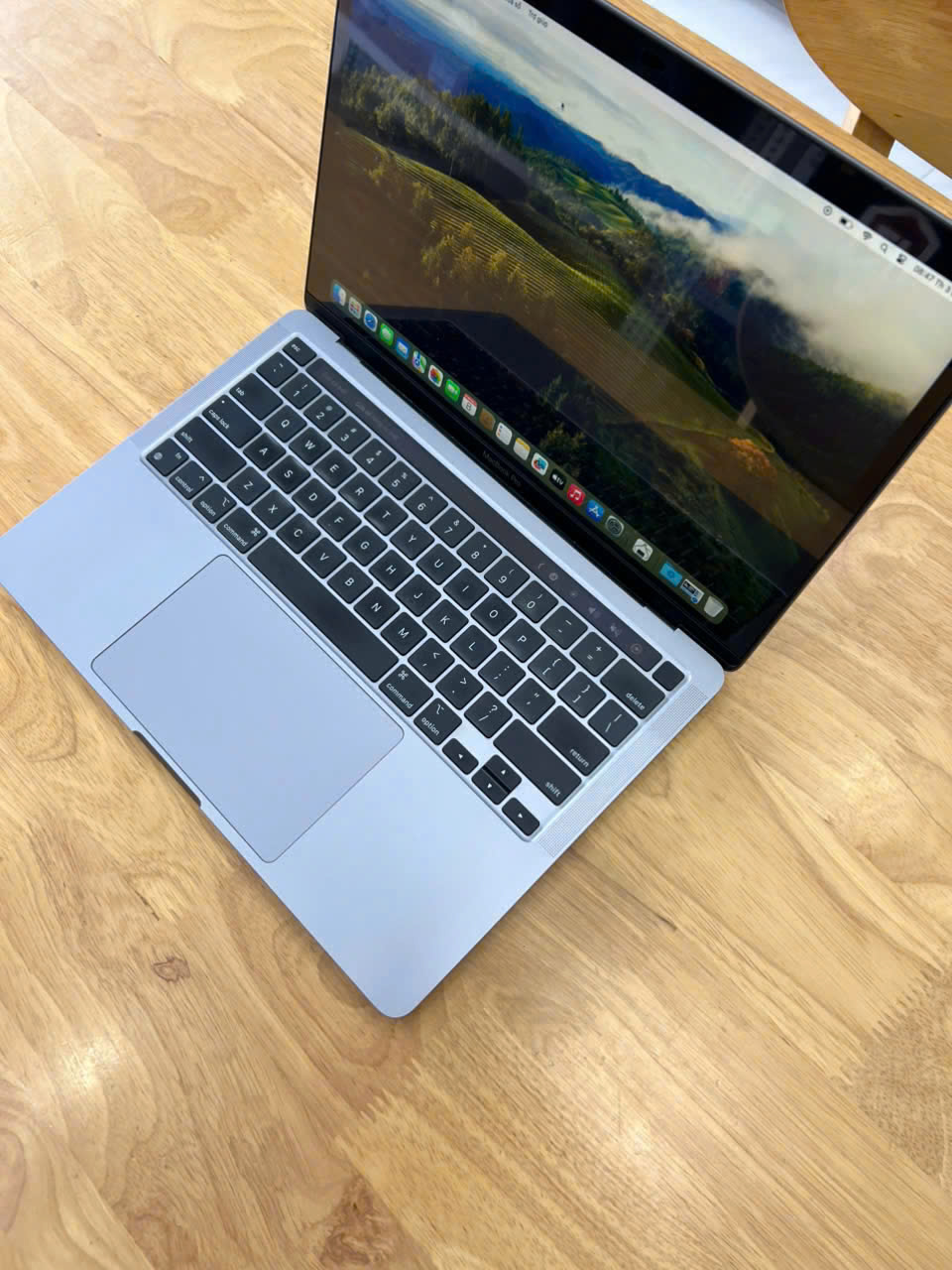 (LIKE NEW) MacBook M2 Pro 13.3 inch - M2 8GB RAM 256GB SSD Touchbar Touch ID Truetone - Ảnh 3