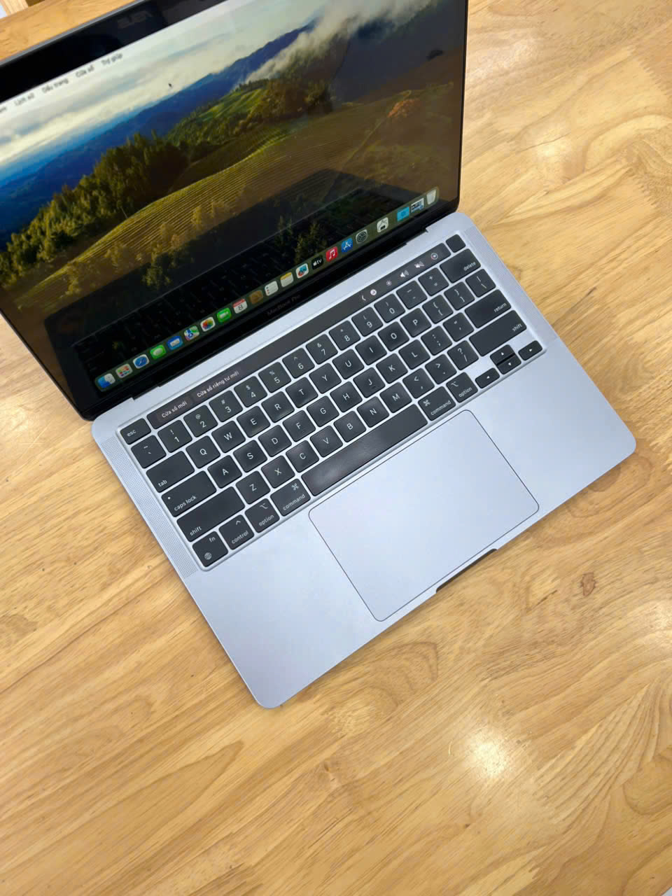 (LIKE NEW) MacBook M2 Pro 13.3 inch - M2 8GB RAM 256GB SSD Touchbar Touch ID Truetone - Ảnh 2