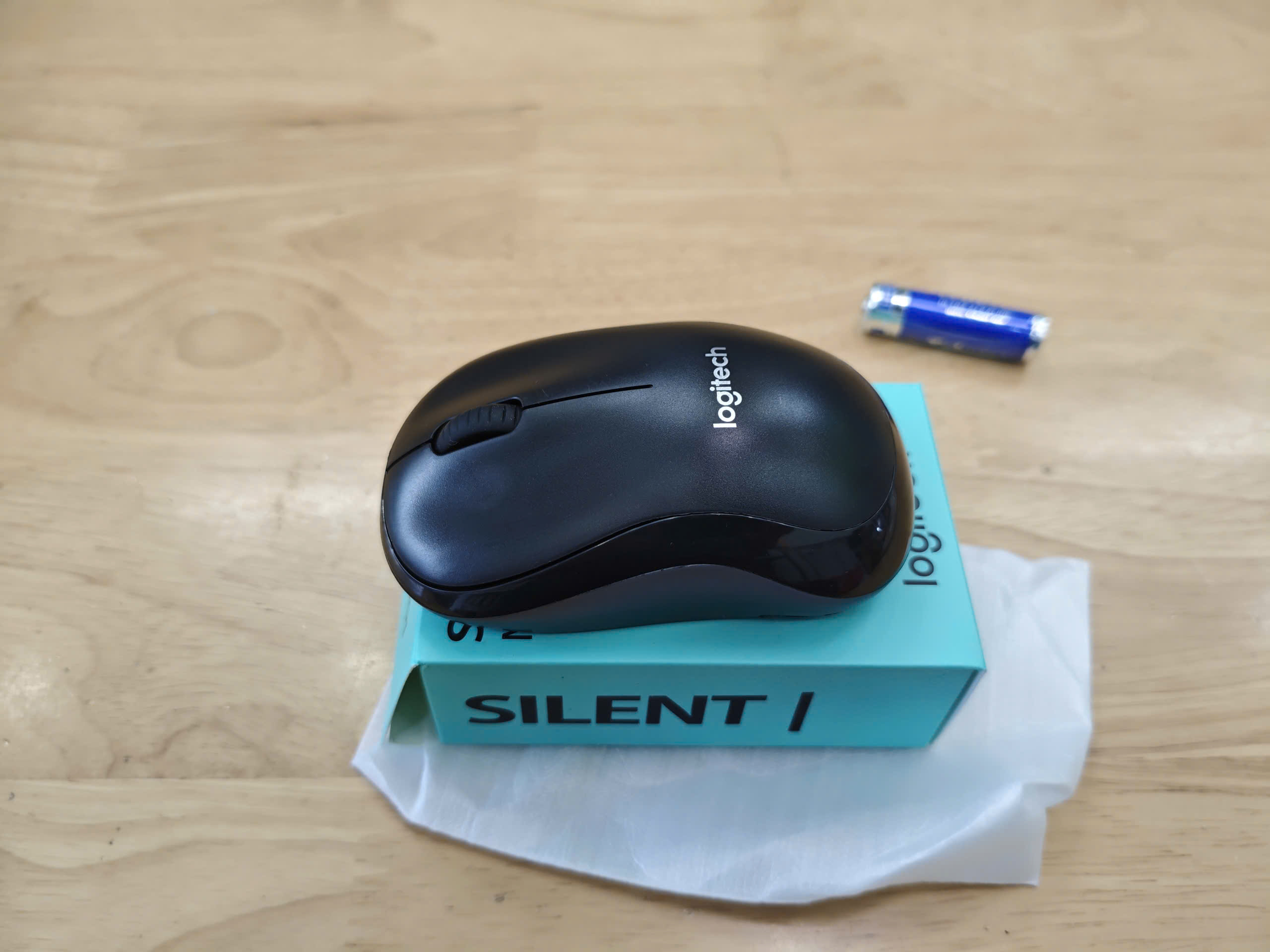 Chuột Không Dây Logitech M220 chống ồn cho dân văn phòng, học tập - Ảnh 2