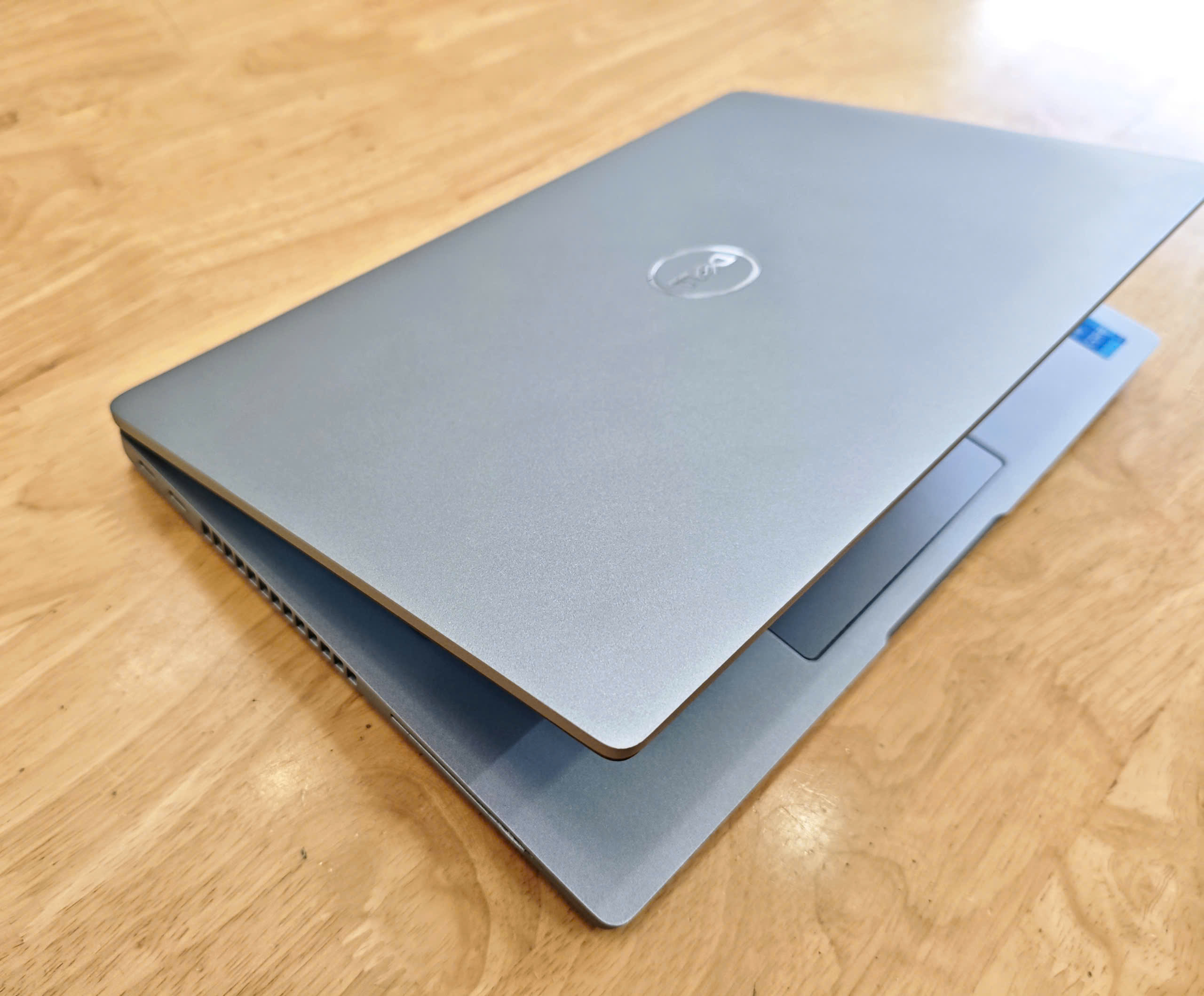 (Like New) Dell Latitude 5420 i5-1145G7 8GB RAM 256GB SSD LCD 14.0" FHD - Ảnh 4