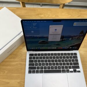 MacBook Air M4 2024 Apple M4 16GB 256GB LCD 13.6" Retina TouchID TrueTone