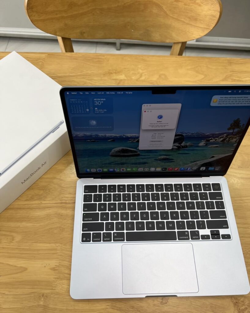 MacBook Air M4 2024 Apple M4 16GB 256GB LCD 13.6" Retina TouchID TrueTone
