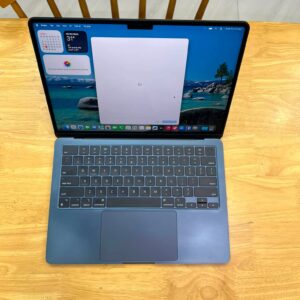 Macbook Air M2 13inch 8GB 256GB