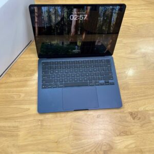 MacBook Air M4 2024 Apple M4 16GB 256GB LCD 13.6" Retina TouchID TrueTone