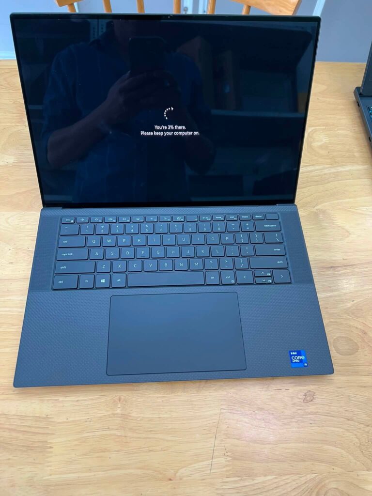 Dell Precision 5560 Core i7-11800H 32G 512G VGA NVIDIA T1200 15.6" FHD IPS 100% sRGB
