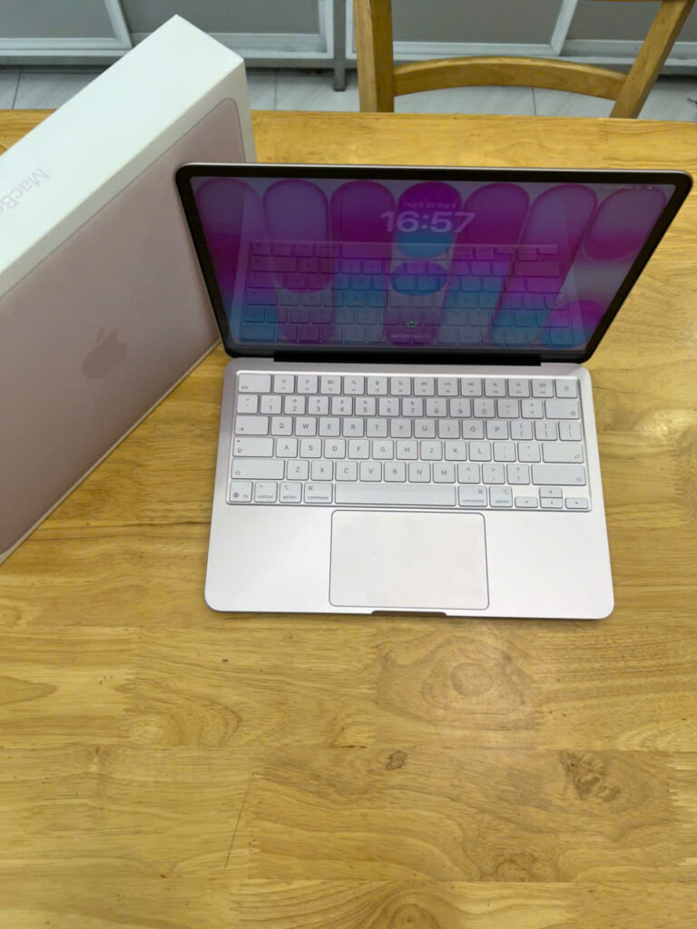 MacBook Neo 13 inch 2026 A18 Pro 2026 8GB RAM 256GB Liquid Retina 13.3" 500 nitsSSD (New)