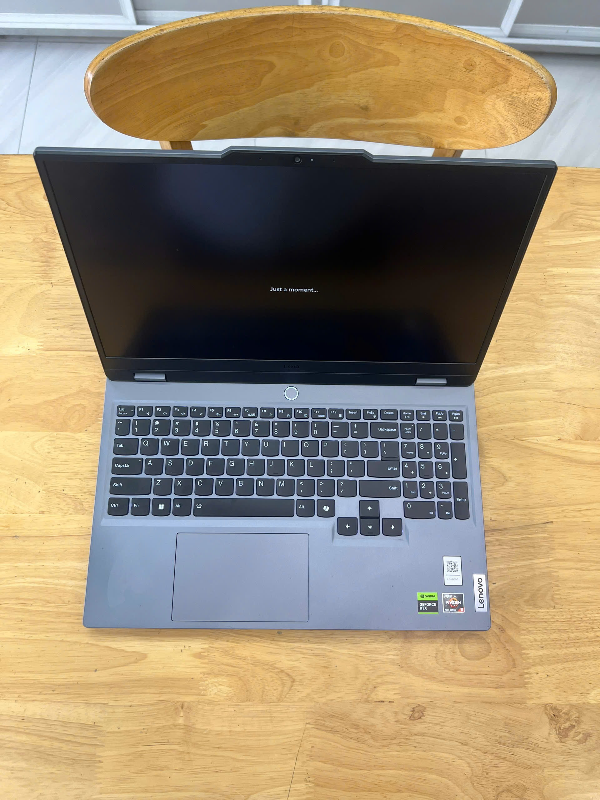 Lenovo LOQ Gaming - 15ARP9 Ryzen 5 7235HS 12GB RAM 512GB SSD RTX4050 6G LCD 15.6 FHD IPS 144hz