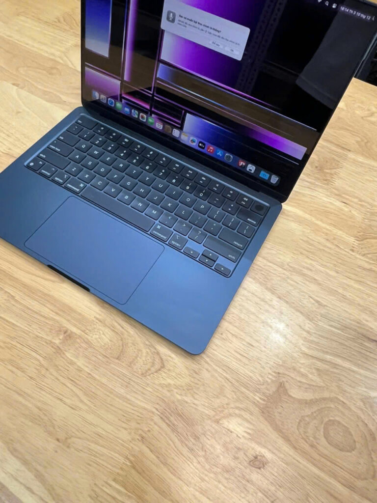MacBook Air M2 (Midnight) - M2 RAM 16GB SSD 256GB LCD 13.6" Liquid Retina True Tone Touch ID
