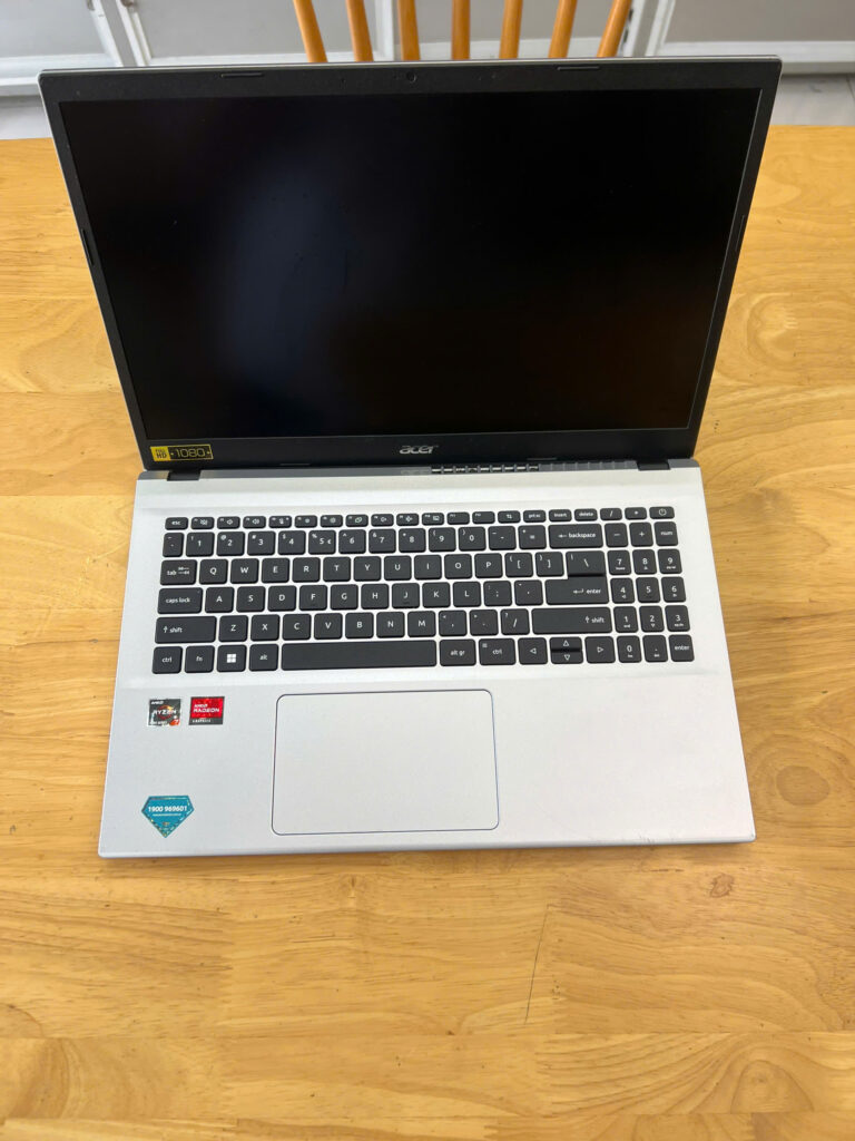 Acer Aspire 3 A315 Ryzen 7 5700U RAM 8GB SSD 512GB LCD 15.6" FHD