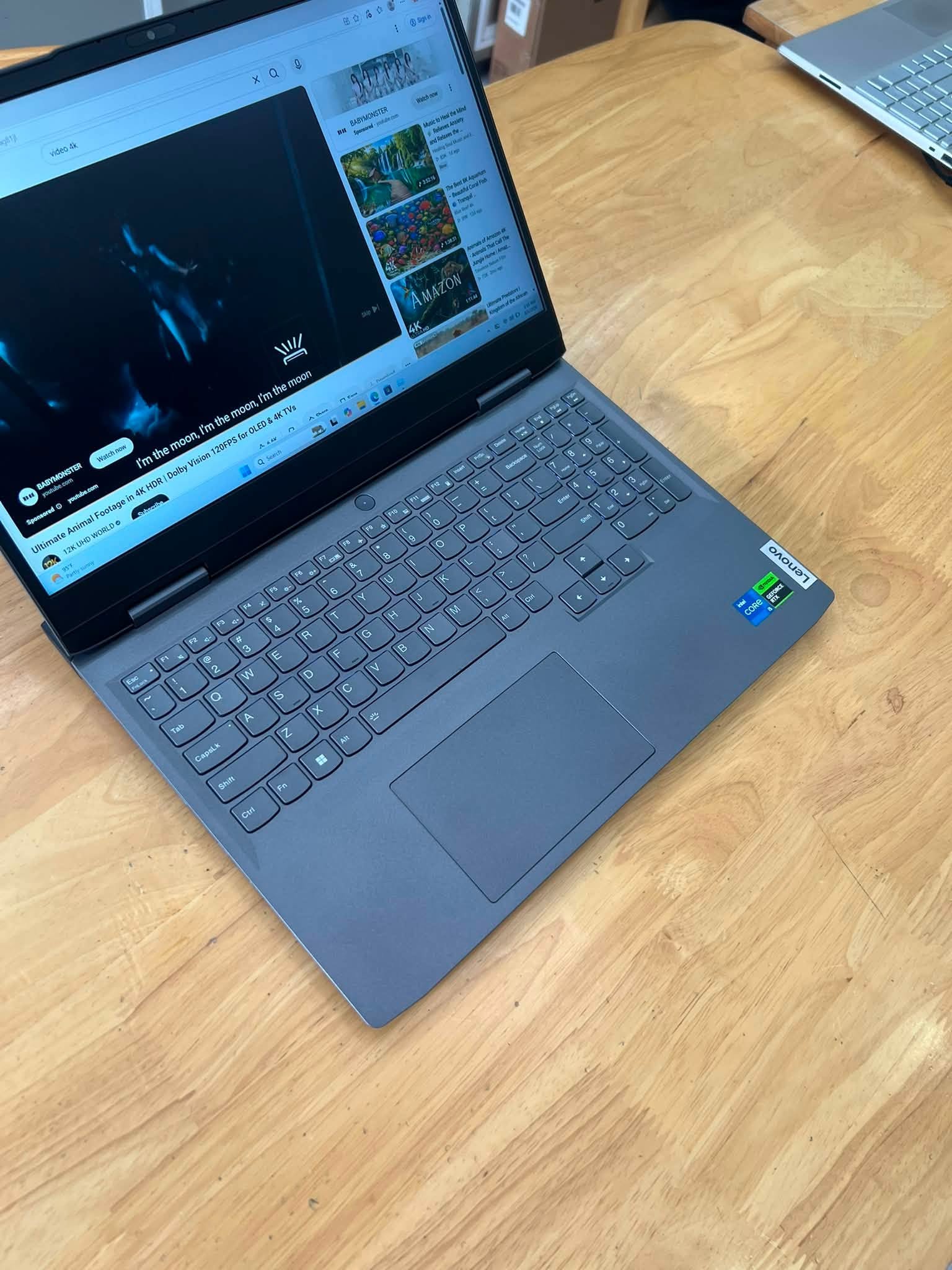 Lenovo LOQ 15IRH8 2023 - Core i5 13420H RAM 8GB SSD 1TB RTX 3050 6GB 15.6 inch 144Hz - LIKENEW - Ảnh 3