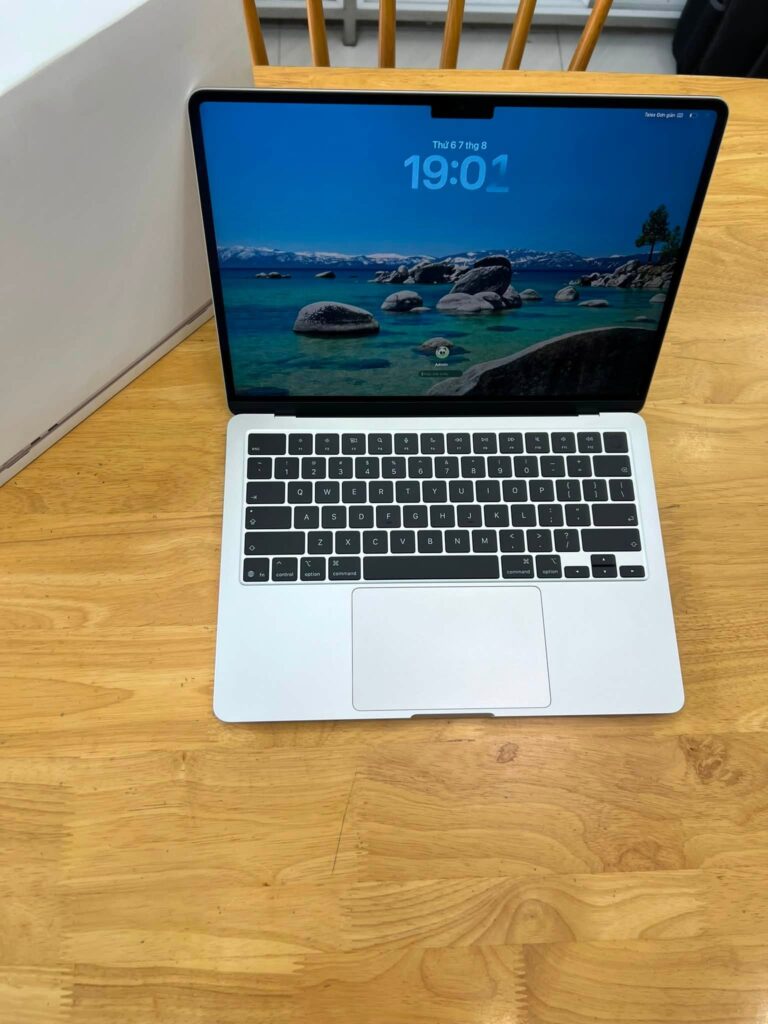 MacBook Air 13 M5 2026 10CPU/8GPU/16GB/512GB/30W ( BẠC )