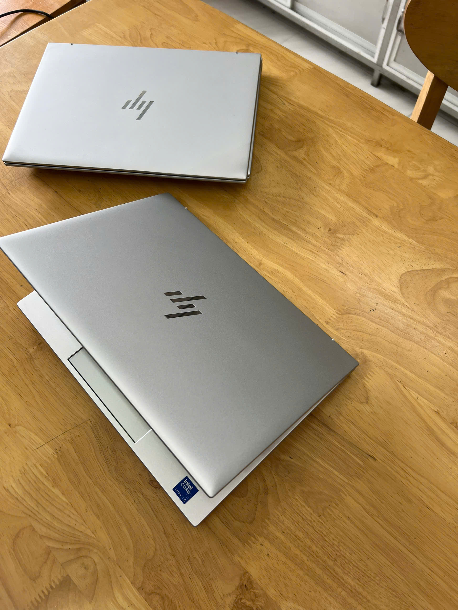 HP EliteBook 840 G11 Core Ultra 5 135U RAM 16GB SSD 256GB NVMe Intel Graphics LCD 14" FHD+ TouchScreen - Ảnh 3