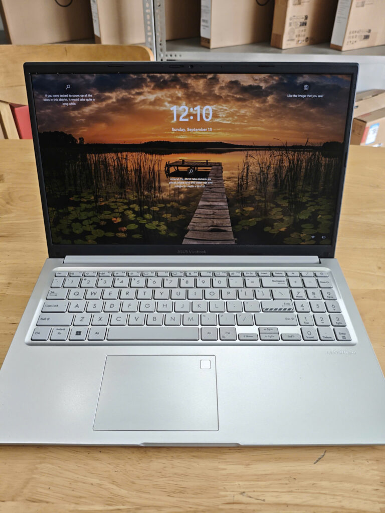Asus Vivobook 15 (X1504VA) Core i5-1334U RAM 8GB SSD 512GB NVMe LCD 15.6" FHD