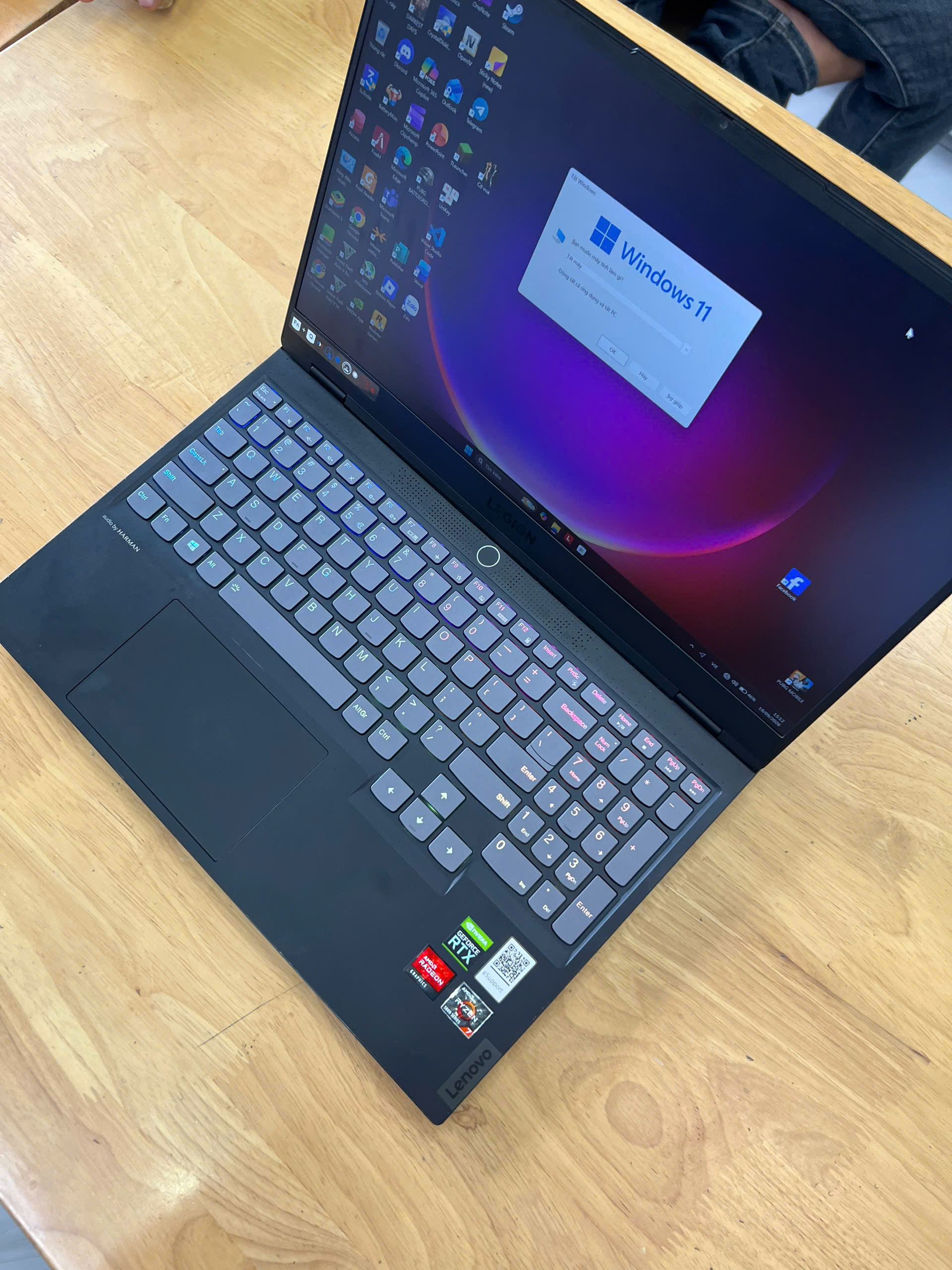 Legion Slim 7 - 15ACH6 Ryzen 7 5800H 16GB SSD 1000GB VGA RTX3060 6G LCD 16 inches 2k5 165hz 100% sRGB LED RGB - Ảnh 3