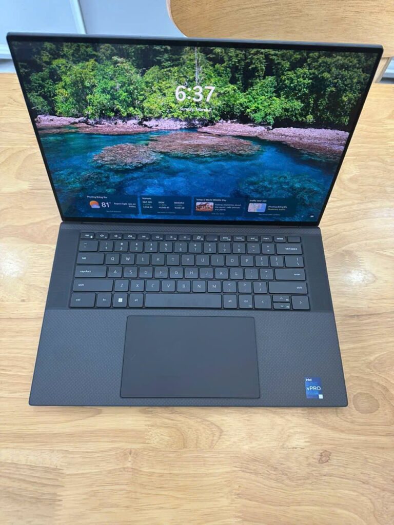 Dell Precision 5570 Intel Corei9 12900H RAM 16GB SSD 512GB VGA nVIDIA RTX A2000 8G LCD 15.6 FHD 100% sRGB