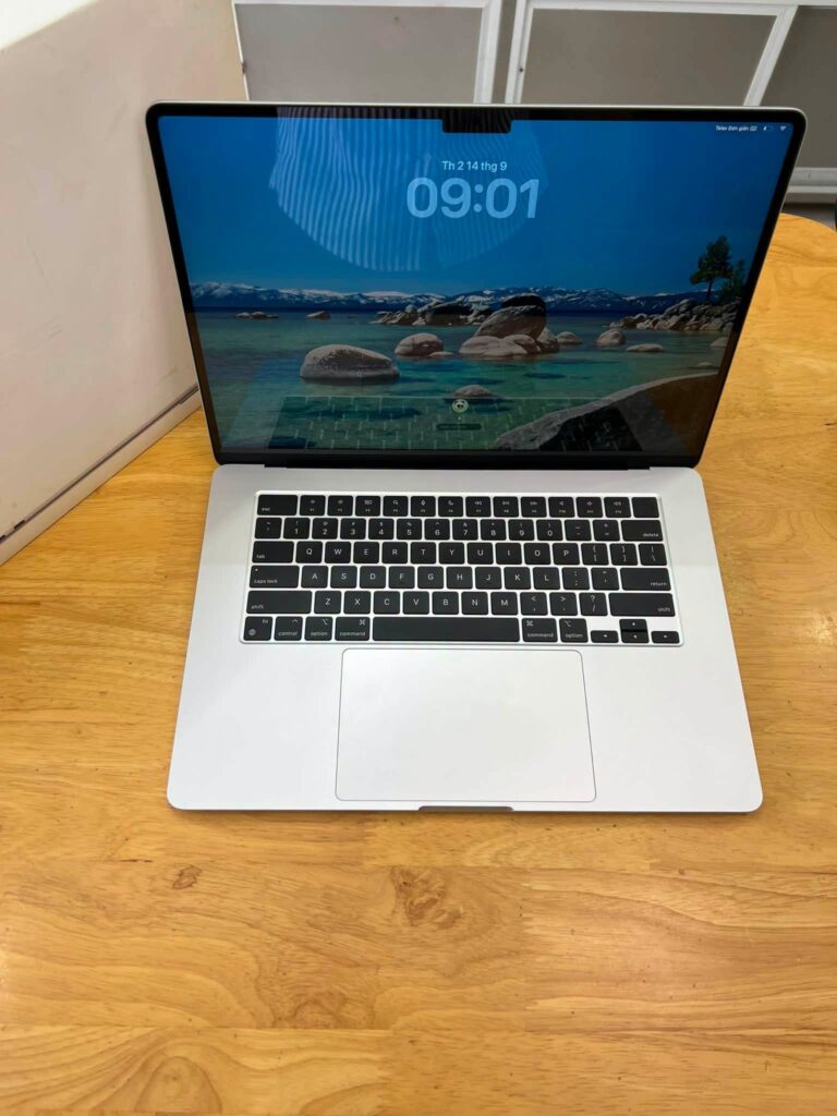 Macbook Air M3 - 15 inches (Model 2025) Apple M3 RAM 8GB SSD 256GB LCD 15 inches Retina Touch ID TrueTone