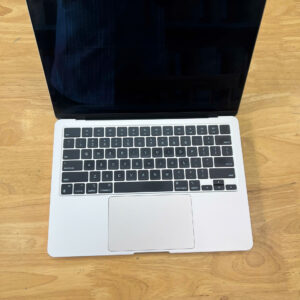 MacBook Air M2 13.6 inch Starlight Apple M2 RAM 16GB SSD 256GB LCD 13.6 inch Retina